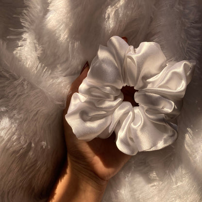 Swan white